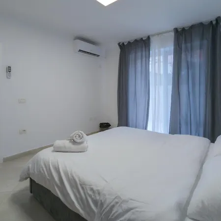 Homestay Center Luxury *